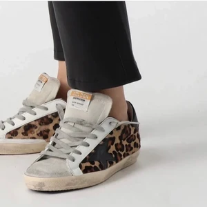 Golden Goose - Säljer mina super fina Golden Goose skor!❤️populära och nästan helt oanvänd❤️ (skriv privat för egna)