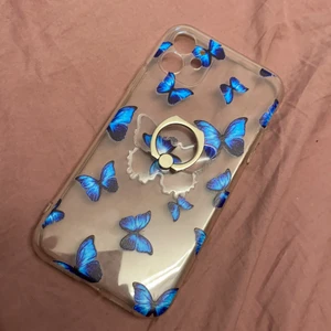 Mobilskal  - Säljer mina mobilskal väldigt fina men har tyvär bytt telefon så de passar it längre.En mobilskal kostar 20kr