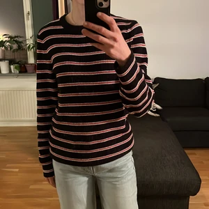H&M stickad tröja, xs  - Stickad tröja från h&m storlek xs men från herravdelningen. Oanvänd. 