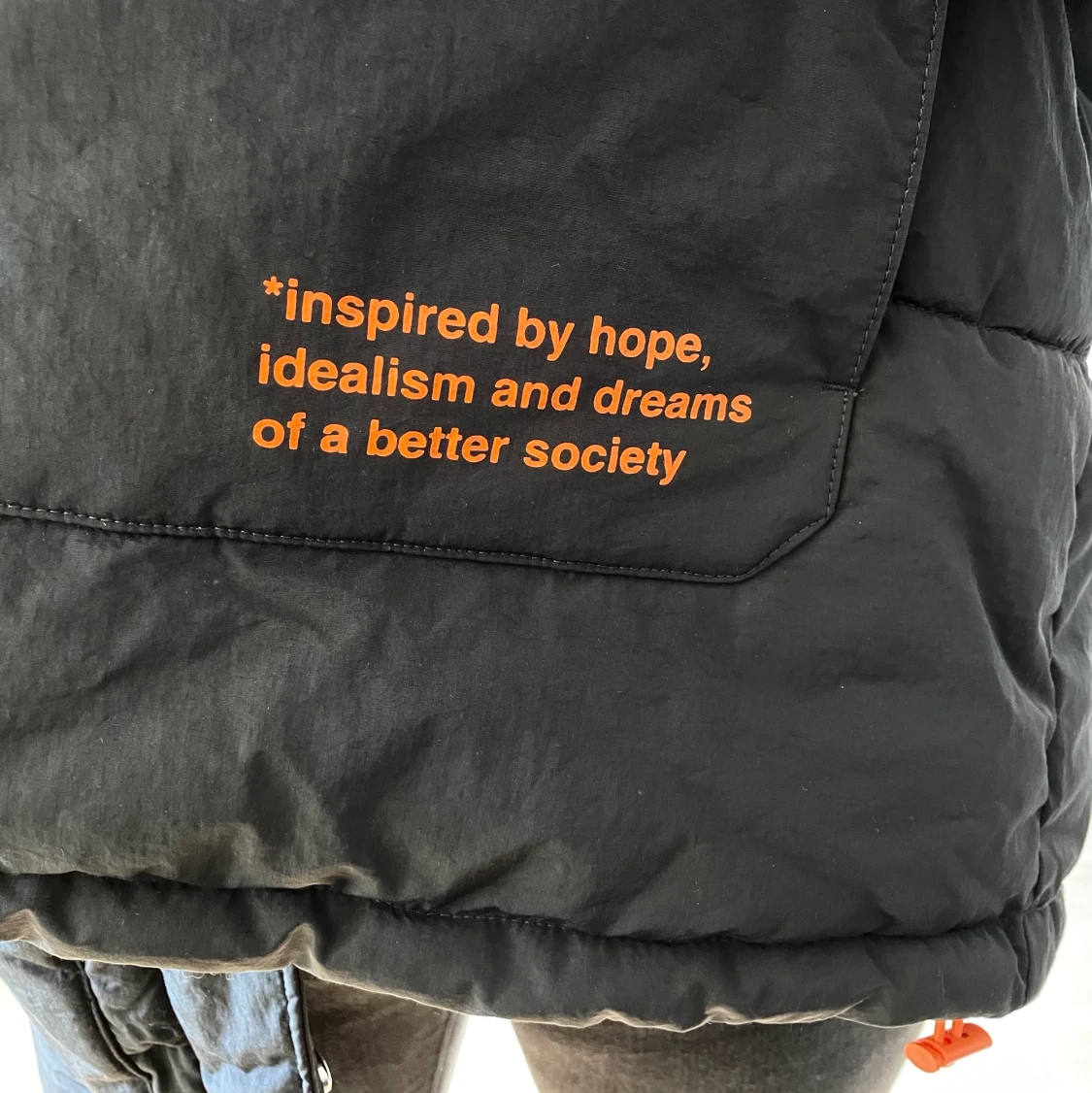 Weekday x Non-Violence jacka  - 91