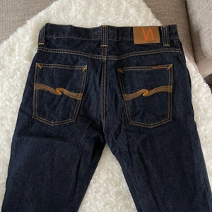 Nudie jeans  - Nudie jeans oanvända 