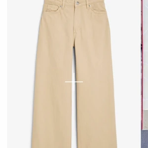 YOKO MONKI - Säljer mina snygga och bekväma YOKO jeans från MONKI 