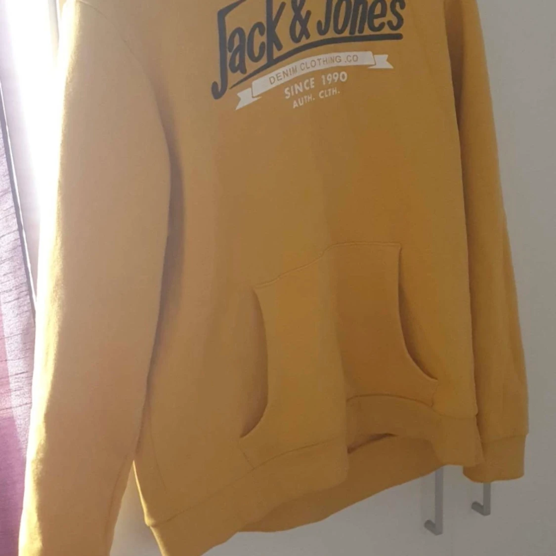 Jack and Jones hoodie storlek M