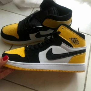 Nike air jordan - Köpta som samlar skor men säljer nu, först till köp.