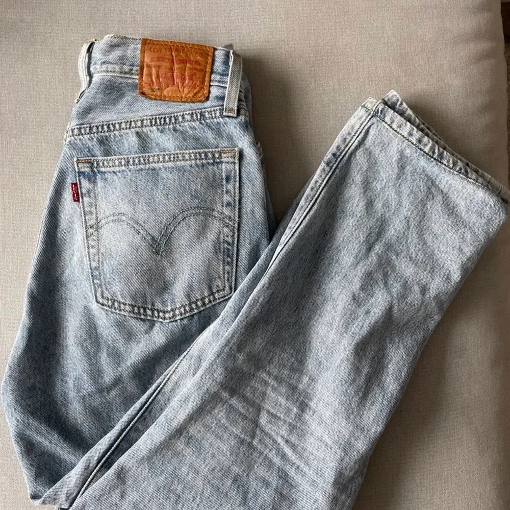 Levi’s 501 jeans w27 l 26. In perfect condition, selling because they are a bit too short for me. Cash or paypal or swish. Jeans & Byxor.