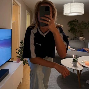 Nike vintage unisex oversize tshirt  - Hej! Jag säljer en sååå ball vintage Nike oversized tshirt ❤️‍🔥❤️‍🔥❤️‍🔥 Unisex ❤️‍🔥❤️‍🔥