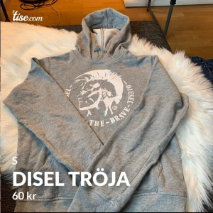 Hoodie  - Disel hoodie 