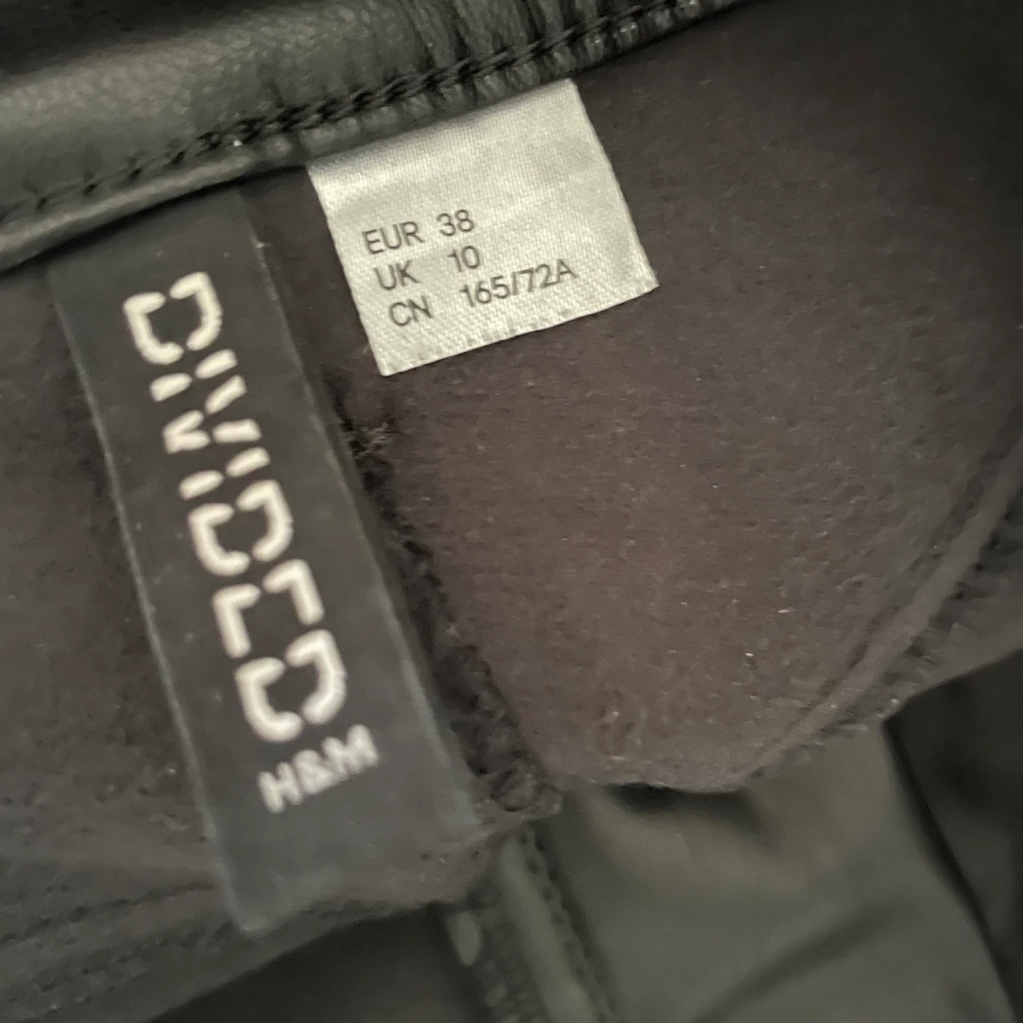 H&M läderimitation Byxa - 91