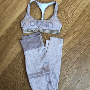 Träningsset - aimn - Träningsset från aimn. Byxorna är ganska stora i storleken.