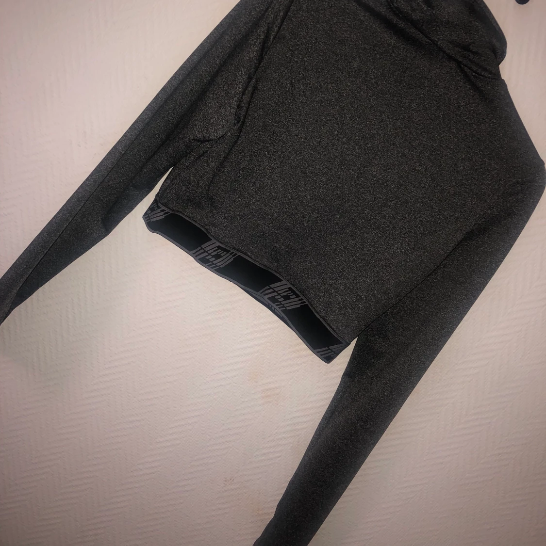 Kort ”tränings” tröja - 91