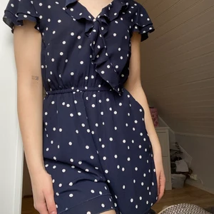 Playsuit  - Söt jumpsuit/playsuit från only som aldrig används tyvärr!