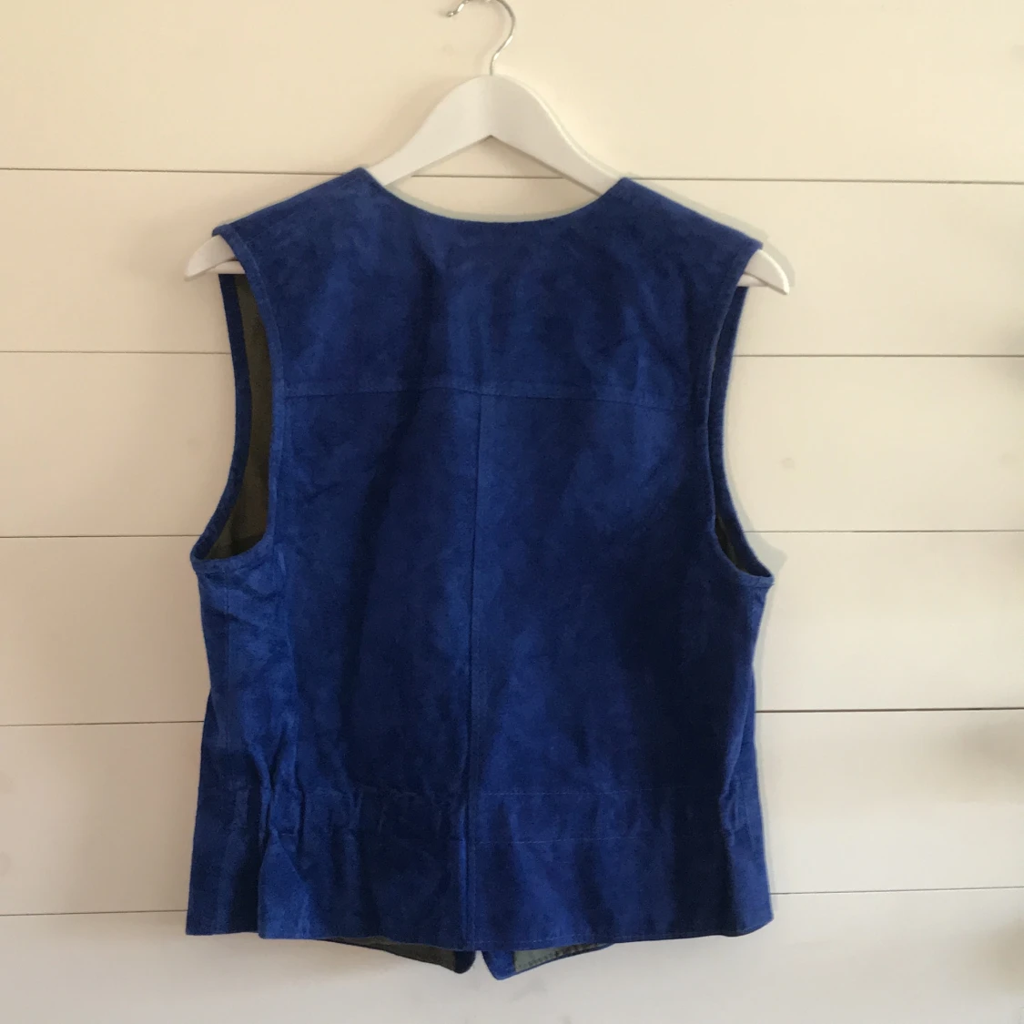 Blå väst i mocka  - 91