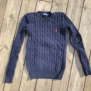 Ralph Lauren kabelstickad tröja - Kabelstickad tröja från Ralph Lauren 