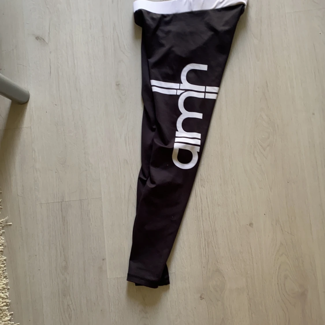 aim dam träningsbyxor, storlek S - 91