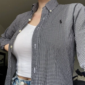 Ralph Lauren skjorta  - Bra skick. Frakt tillkommer. 