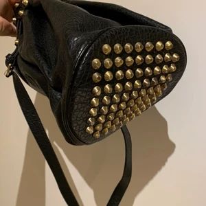 Alexander Wang inspirerad handväska - Läder handväska AW inspirerad. Aldrig använd.