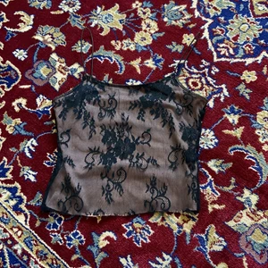 Spetslinne - Företetta klänning som jag klippte av till ett linne 💖 så fint i spets och sitter tajt!