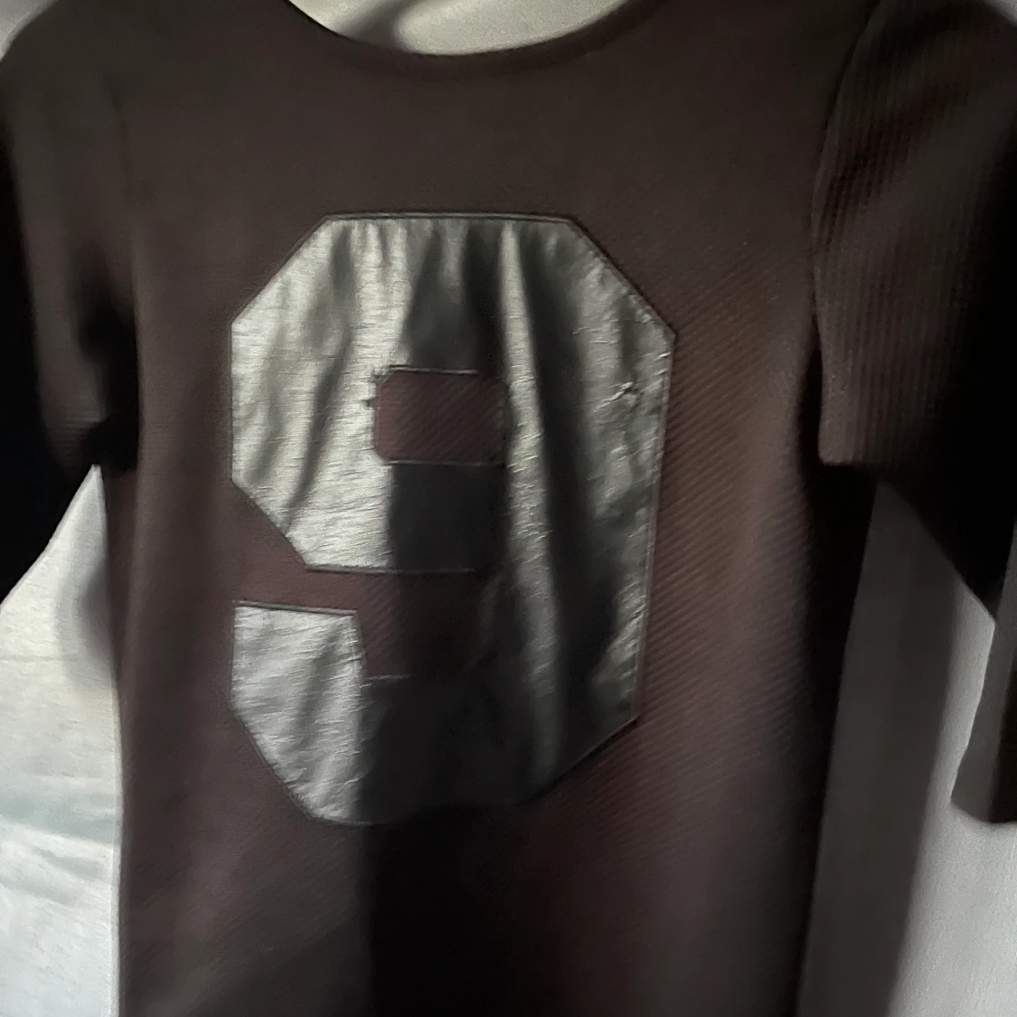 Number 9 jersey  - 90