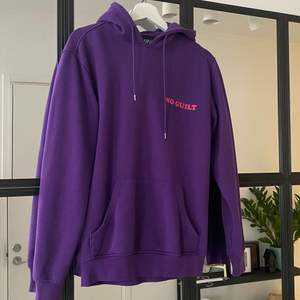 Jätte snygg lila hoodie som är köp på carlings💜💜 50kr+frakt