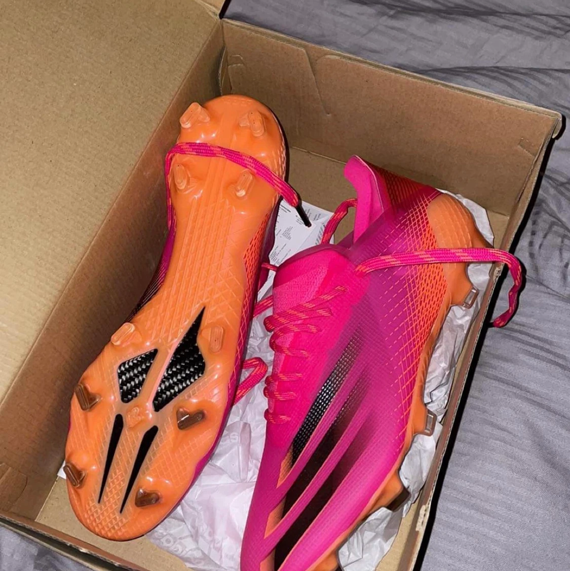 Adidas fotbollskor - 90