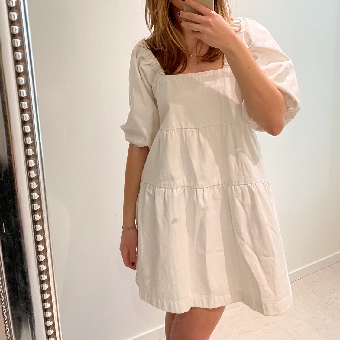 Vit studentklänning