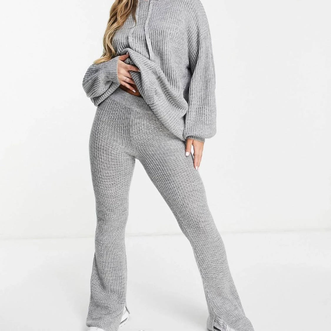 grå stickade byxor - 91