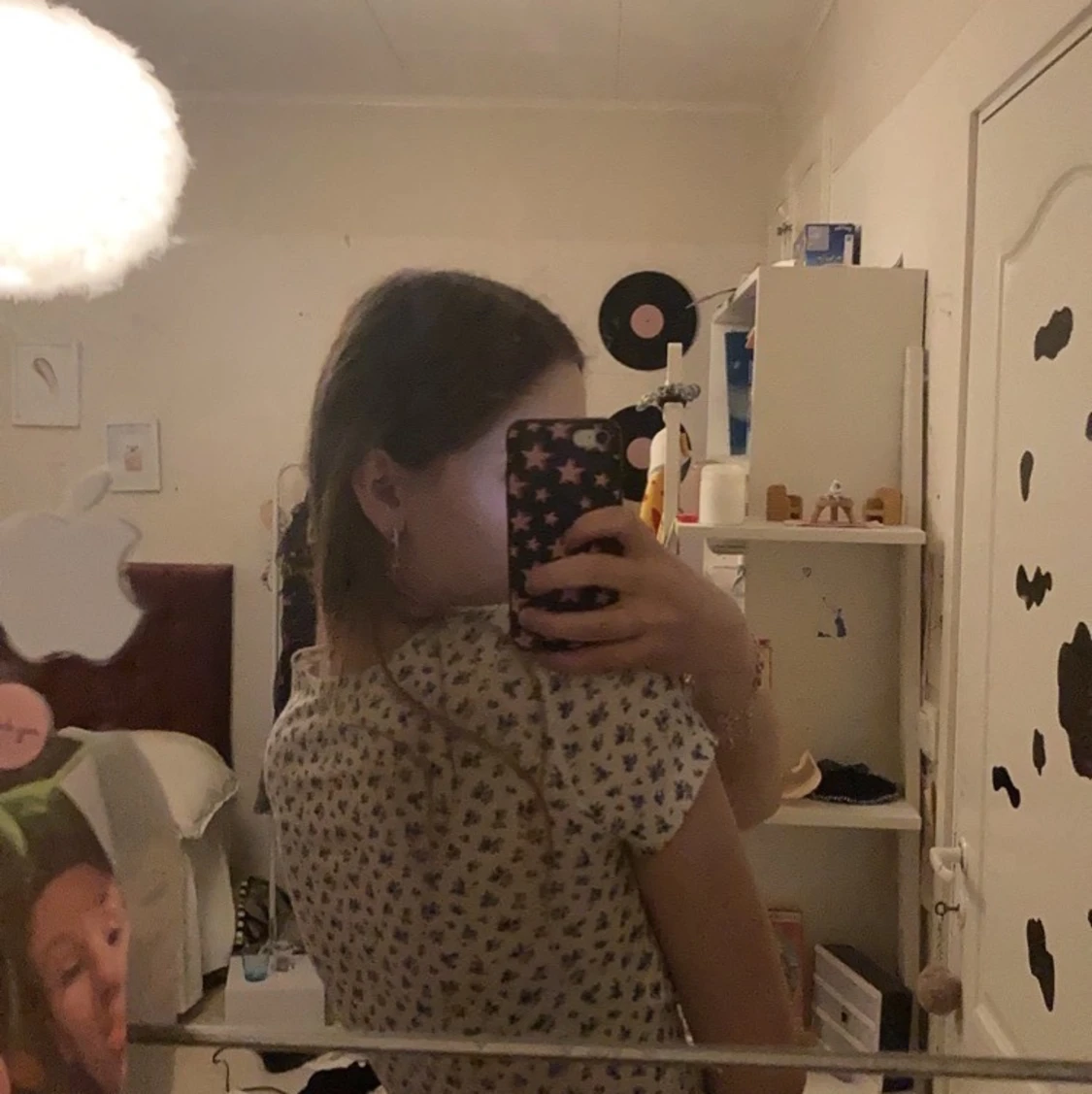 Blommig tröja  - 91