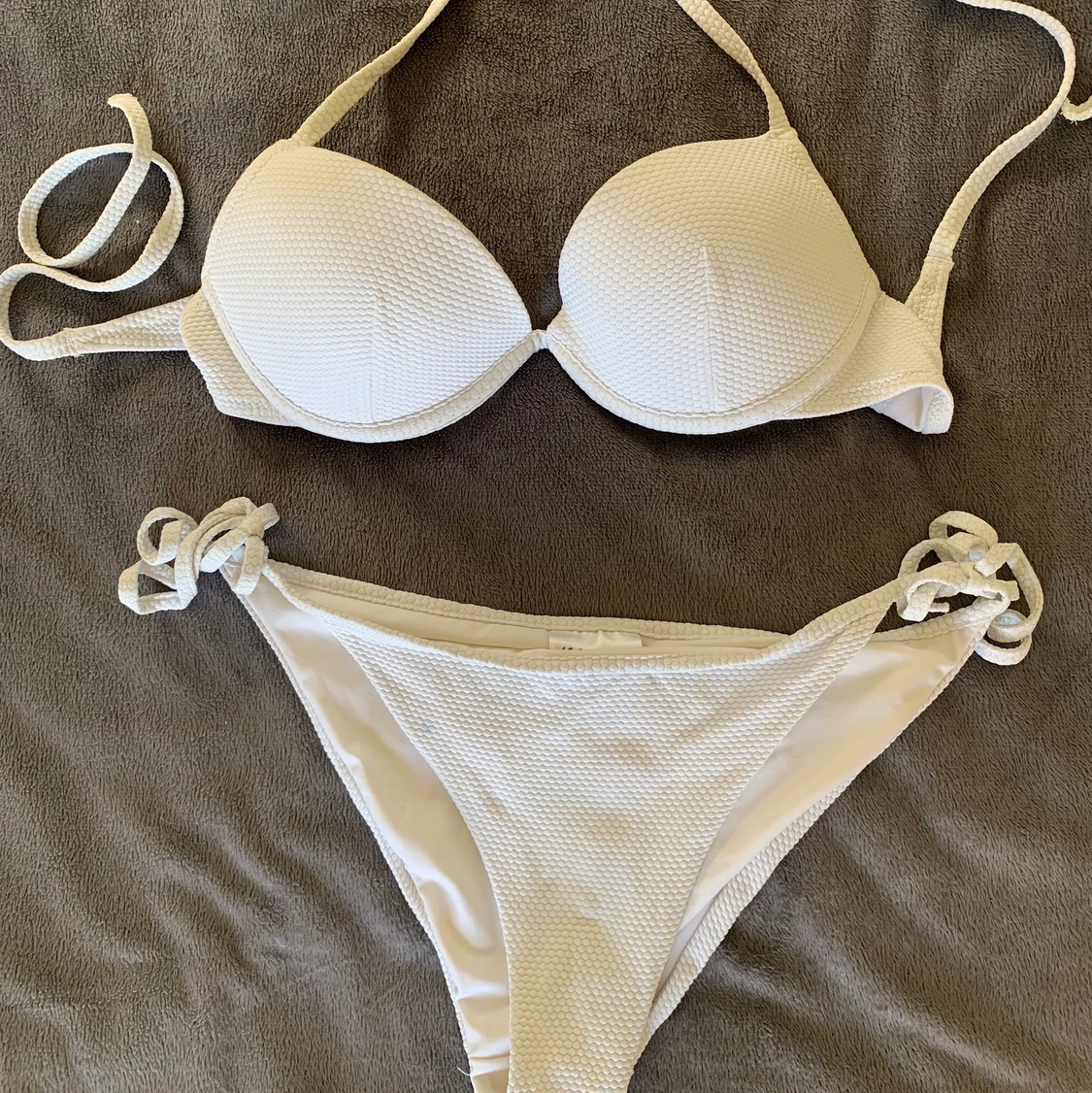 Vit bikini från H&M storlek XS/S