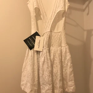 Chiara Forthi - Elastisk från xs till m. Följ mig, jag lägger till massor av kläder till biliga priser!