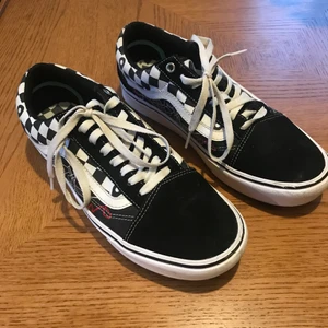 Vans Old Skool ComfyCush Milano - Så gott som nya, mjuka, bekväma och skosnörena kommer med.