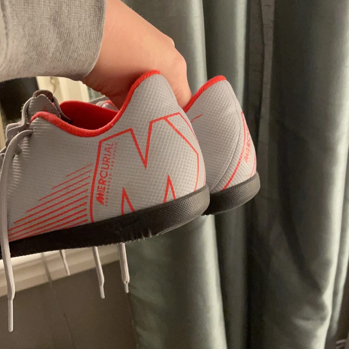 Nike inomhus fotbollsskor i storlek 38,5 - 91