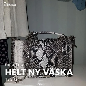 Helt oanvänd väska - Slutsåld väska från Gina Tricot. Nypris var 399,-