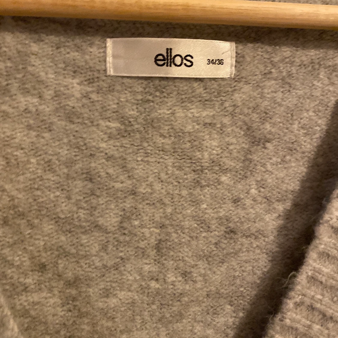 Stickad väst från ellos - 90