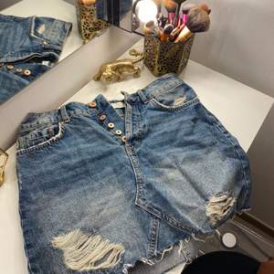Jeans kjol från Zara, endast använd 1 gång