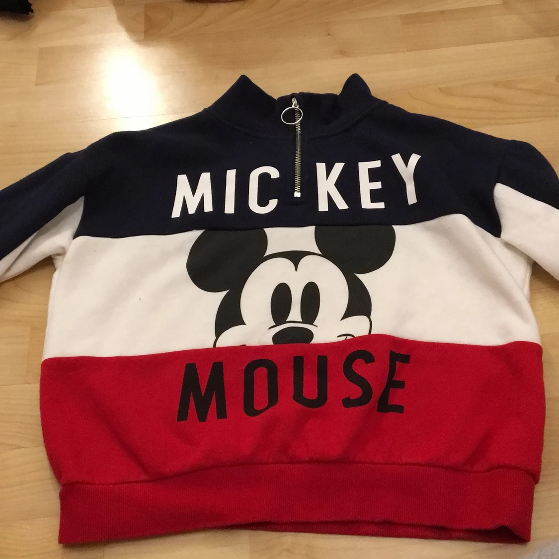 Micky mouse magtröja  - 90