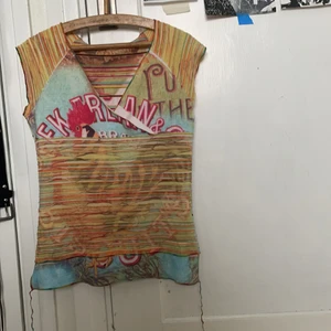 Y2k tröja - Den nochalanta Y2k stilen i sitt esse