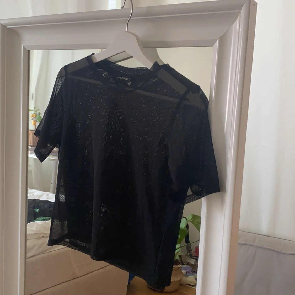 Oanvänd Monki mesh topp storlek S🖤 - 90