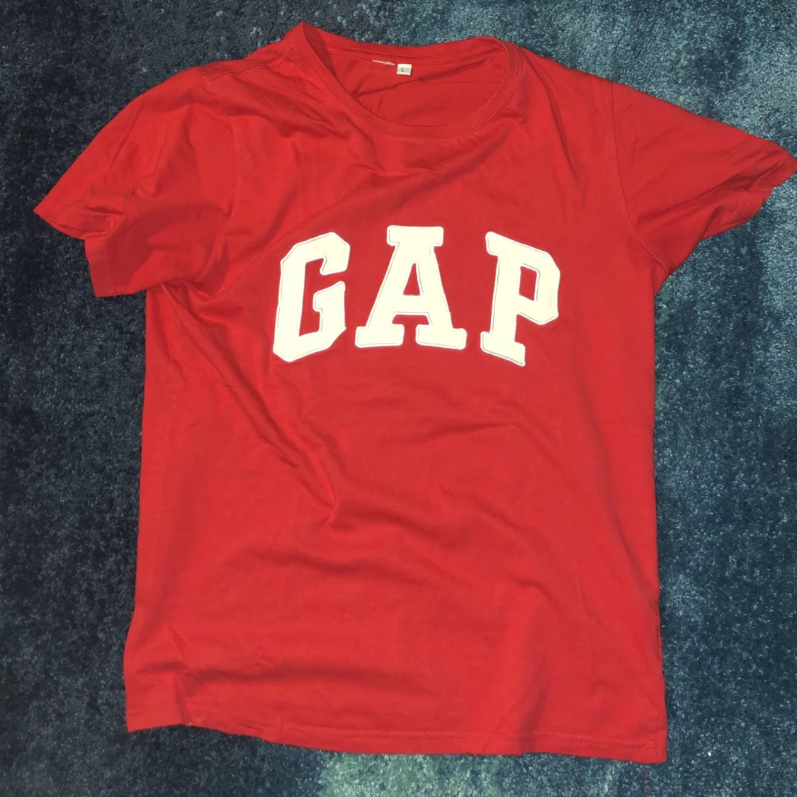 Röd GAP tröja  - 91