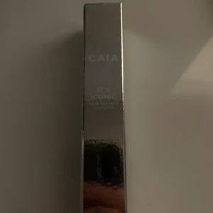 caia concelear - Säljer min caia concelear i färgen 2n, helt oanvänt då jag råkade köpa 2, nypris 195kr💗💗