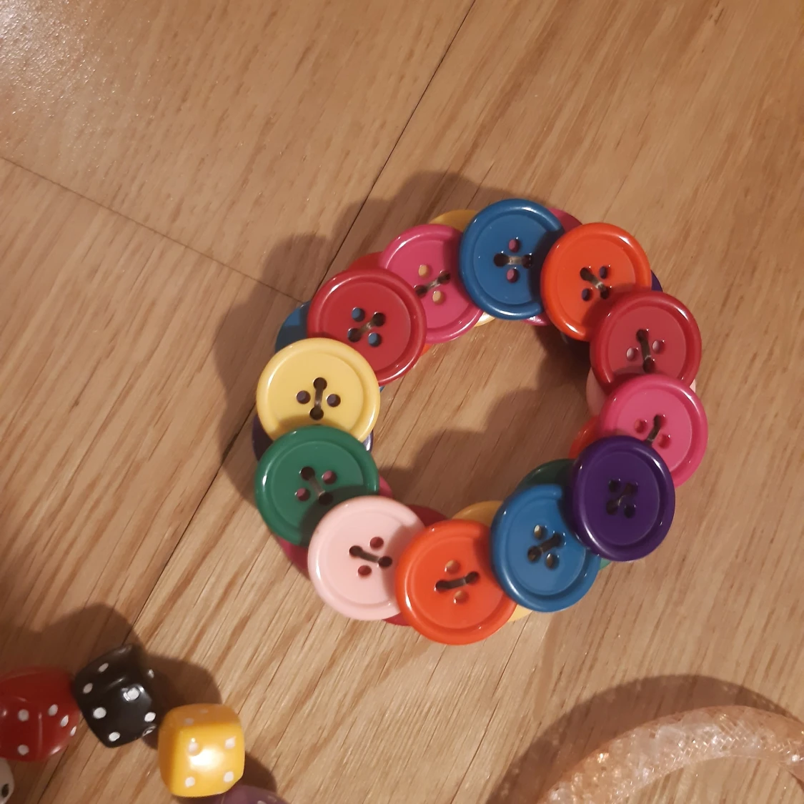 Färglada armband - 91