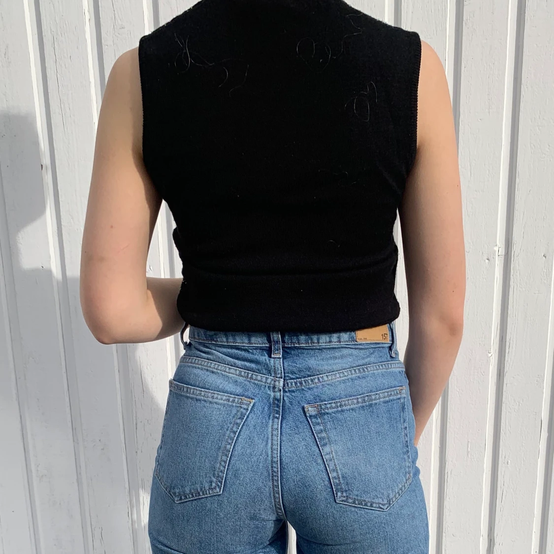 Svart/ silvrig väst  - 91