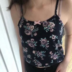 Linne från Kappahl  - Jätte fin bra till sommaren köpt för 149kr använd 2gånger bra chick.