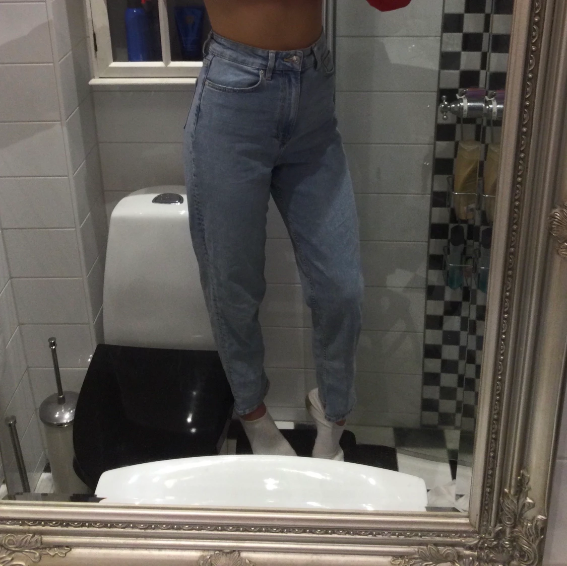 Ett par jeans i stl 34/36