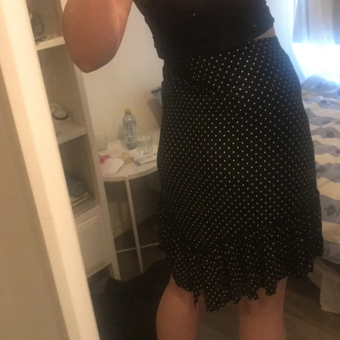 Prickig kjol med slit