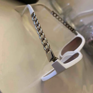  - Fake kardashian kollection solglasögon aldrig använt 