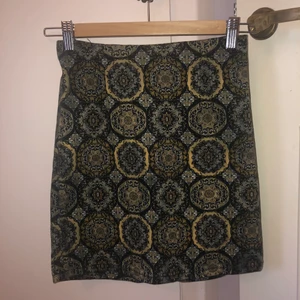 Söt kjol - Så söt kjol. Aldrig använd pga för liten. Skriv för mer info och bilder❤️