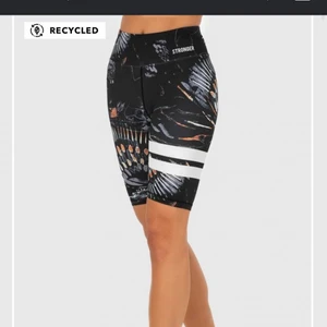 Stronger bike short  - Säljer Stronger bike short i storlek S.