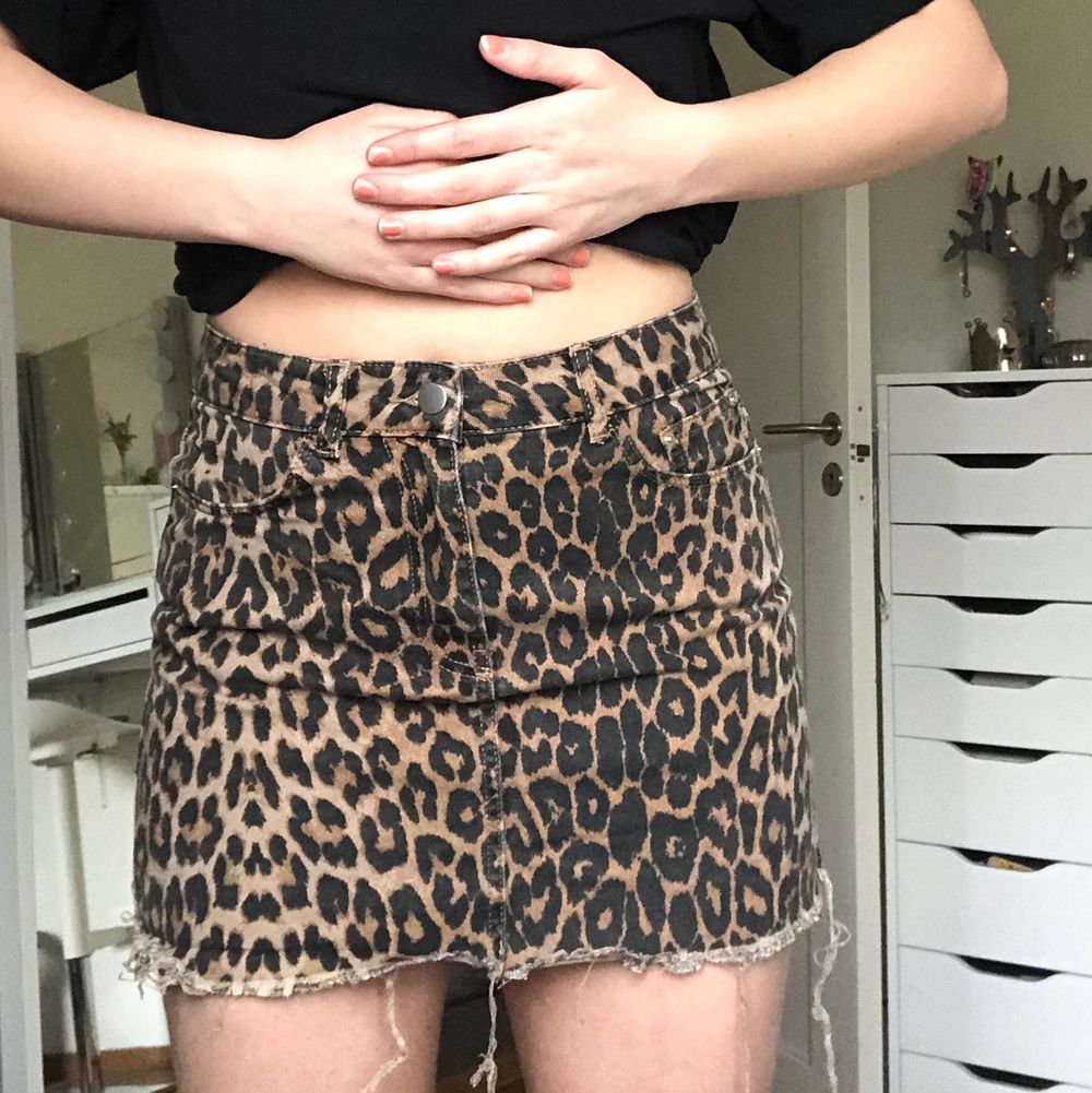 Leopard kjol från Zara | Plick Second Hand