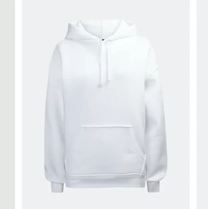 Hoodie - säljer nu en av bik boks ”populära” hoddies. Skulle inte säga att den direkt är vit utan är mer som en krämig vit/beige. Kunde inte hitta just den färgen på hemsidan men såklart kan man få se på mina egna bilder om man vill se bättre bilder💞 den är i storlek M men passar även en S.