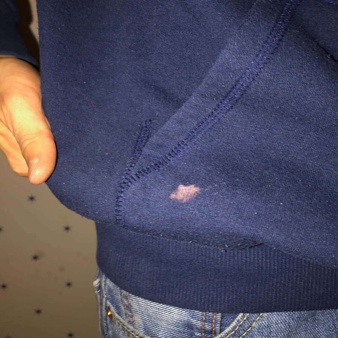 Mörkblå hoodie  - 91